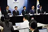 Government officials attend a joint-ministry press briefing on new real estate regulations at the government complex in Jongno District, central Seoul on Oct. 15. From left, National Tax Service Commissioner Lim Kwang-hyun, Director of the Office for Government Policy Coordination Yoon Chang-yul, Deputy Prime Minister and Finance Minister Koo Yun-cheol, Minister of Land, Infrastructure and Transport Kim Yun-duk and Financial Services Commission (FSC) Chairman Lee Eog-weon. [YONHAP]