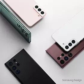 The Galaxy S22 series comes with an improved camera array. [SAMSUNG ELECTRONICS]